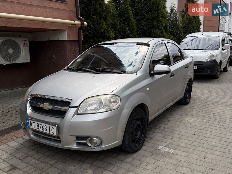 Седан Chevrolet Aveo 2006 в Ивано-Франковске
