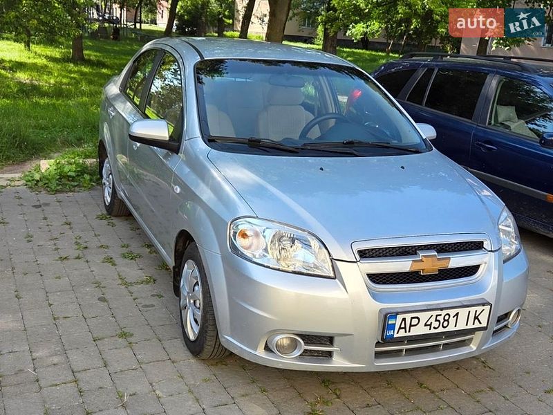 Седан Chevrolet Aveo 2008 в Калуше