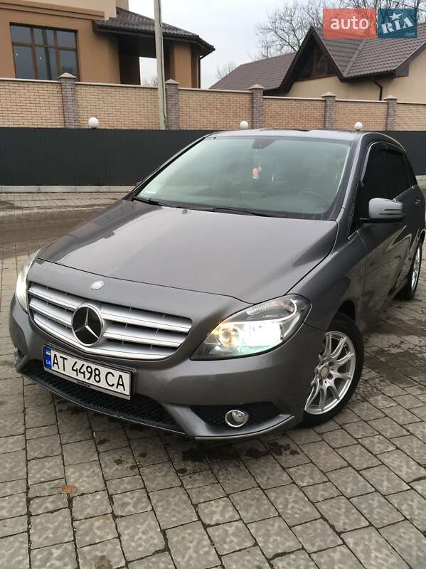 Хэтчбек Mercedes-Benz B-Class 2012 в Ивано-Франковске