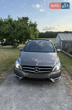 Хетчбек Mercedes-Benz B-Class 2012 в Новоселиці