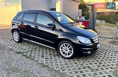 Хетчбек Mercedes-Benz B-Class 2010 в Голованівську