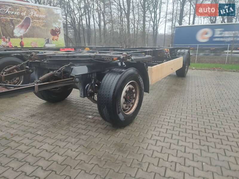 Контейнеровоз Krone BDF 2005 в Запорожье Контейнеровоз Krone BDF 2005 в Запорожье