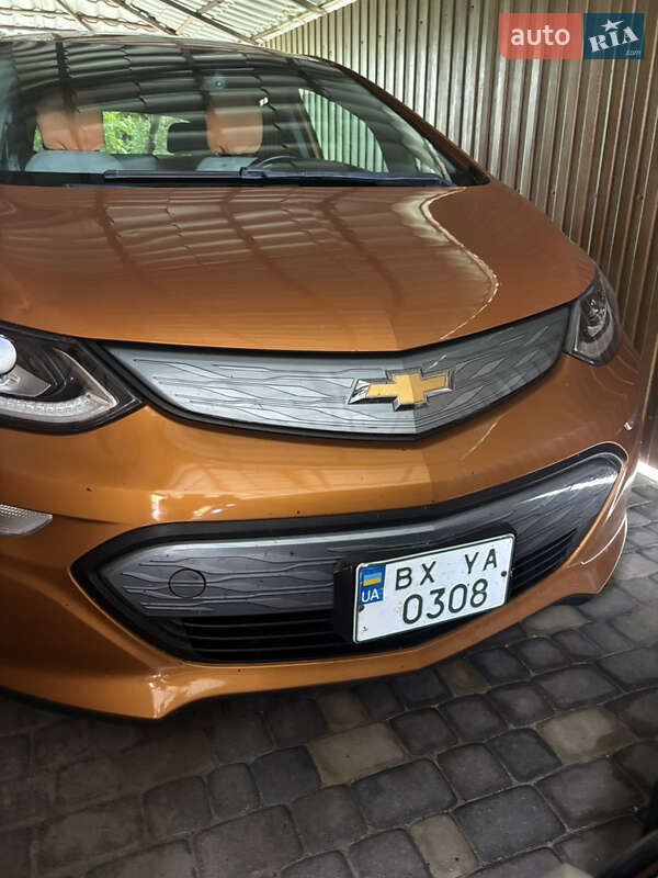 Хэтчбек Chevrolet Bolt EV 2017 в Хмельницком