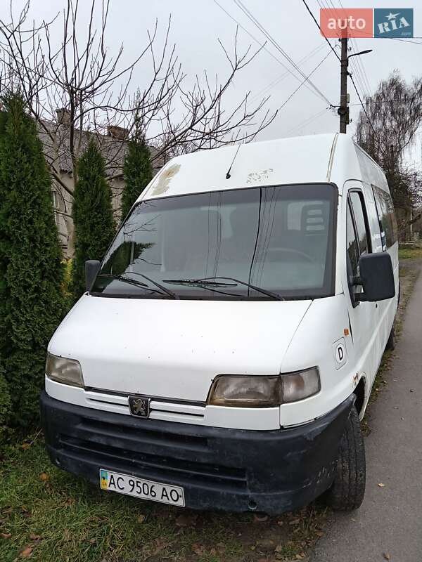 Минивэн Peugeot Boxer 2000 в Владимире