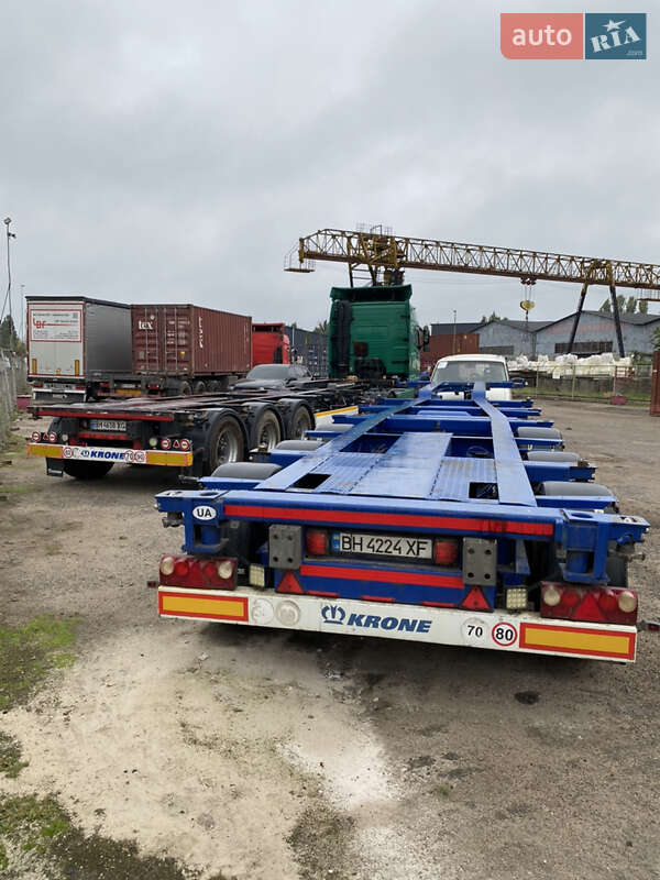 Контейнеровоз Krone BPW 2004 в Одессе