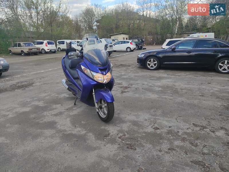 Максі-скутер Suzuki Burgman 400 2007 в Львові