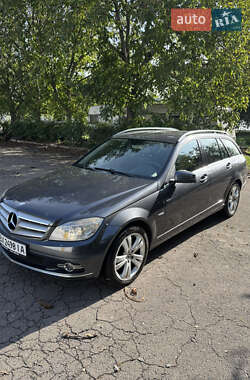Універсал Mercedes-Benz C-Class 2009 в Хмельницькому