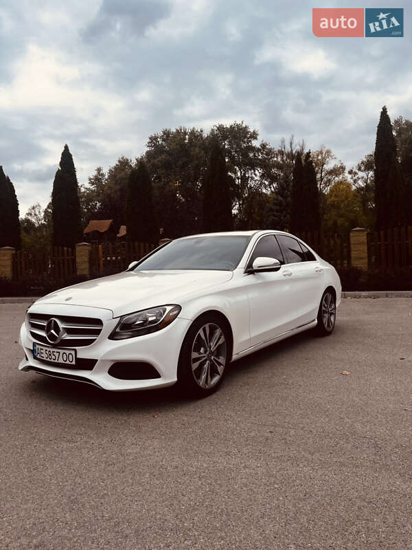 Седан Mercedes-Benz C-Class 2018 в Днепре