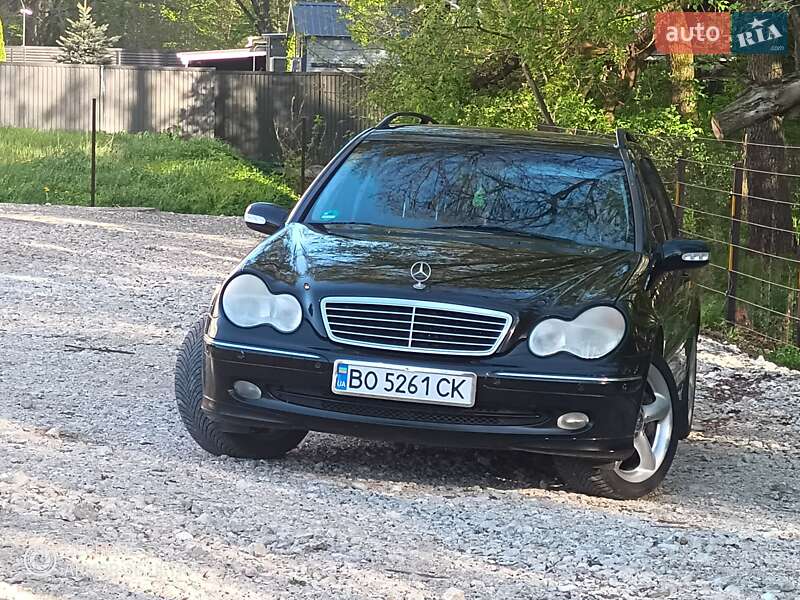 Универсал Mercedes-Benz C-Class 2003 в Тернополе