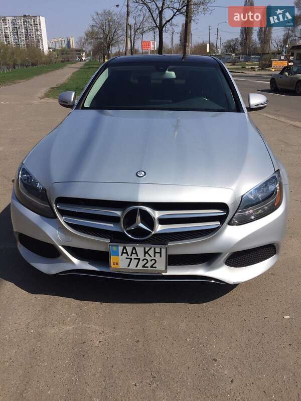 Седан Mercedes-Benz C-Class 2015 в Киеве