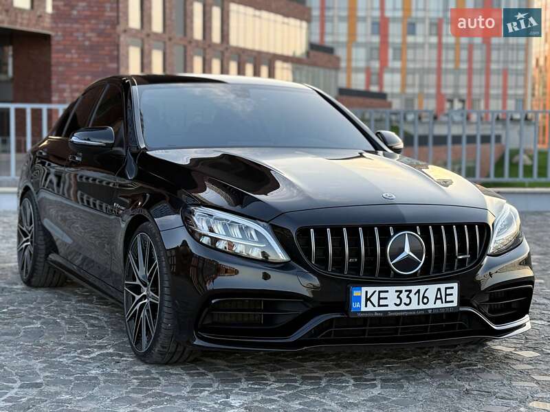 Седан Mercedes-Benz C-Class 2019 в Днепре Седан Mercedes-Benz C-Class 2019 в Днепре