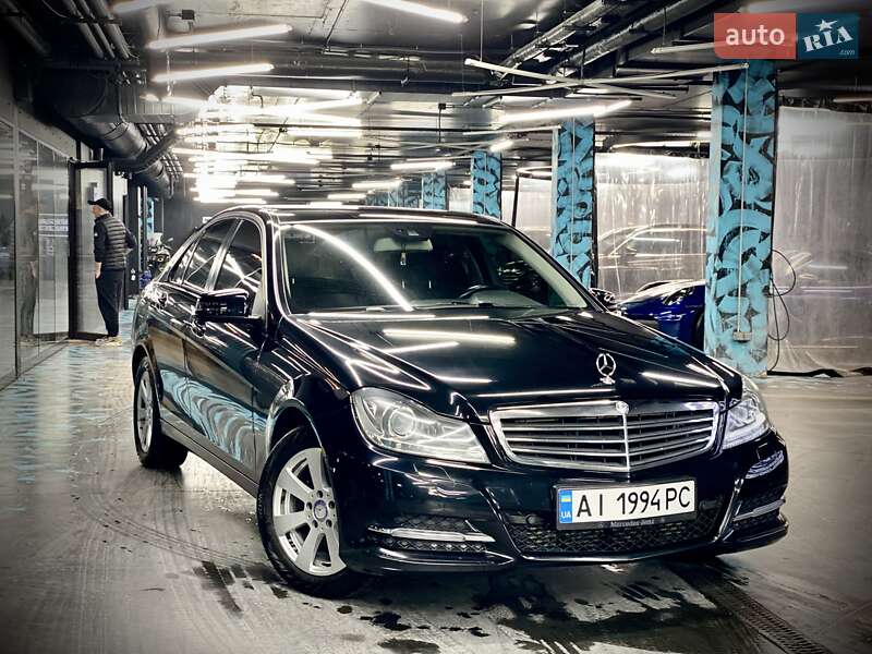 Седан Mercedes-Benz C-Class 2013 в Киеве Седан Mercedes-Benz C-Class 2013 в Киеве