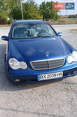 Універсал Mercedes-Benz C-Class 2002 в Дунаївцях