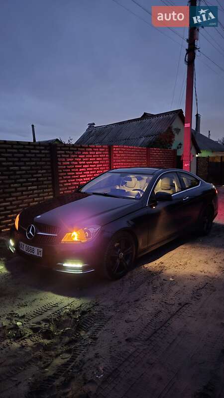 Купе Mercedes-Benz C-Class 2015 в Харькове Купе Mercedes-Benz C-Class 2015 в Харькове