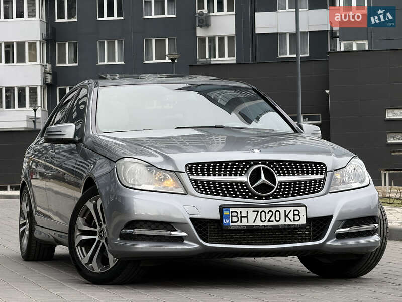 Седан Mercedes-Benz C-Class 2014 в Одесі Седан Mercedes-Benz C-Class 2014 в Одесі