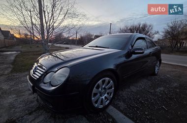 Купе Mercedes-Benz C-Class 2001 в Запоріжжі Купе Mercedes-Benz C-Class 2001 в Запоріжжі