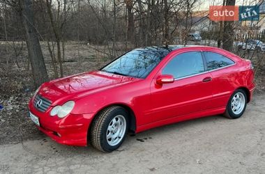 Купе Mercedes-Benz C-Class 2002 в Моршині Купе Mercedes-Benz C-Class 2002 в Моршині