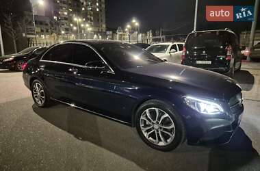 Седан Mercedes-Benz C-Class 2016 в Киеве