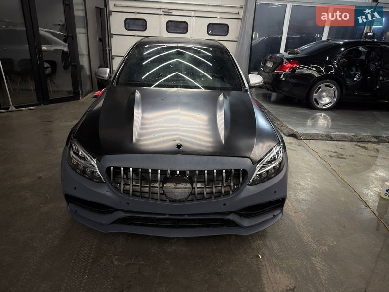 Седан Mercedes-Benz C-Class 2020 в Киеве