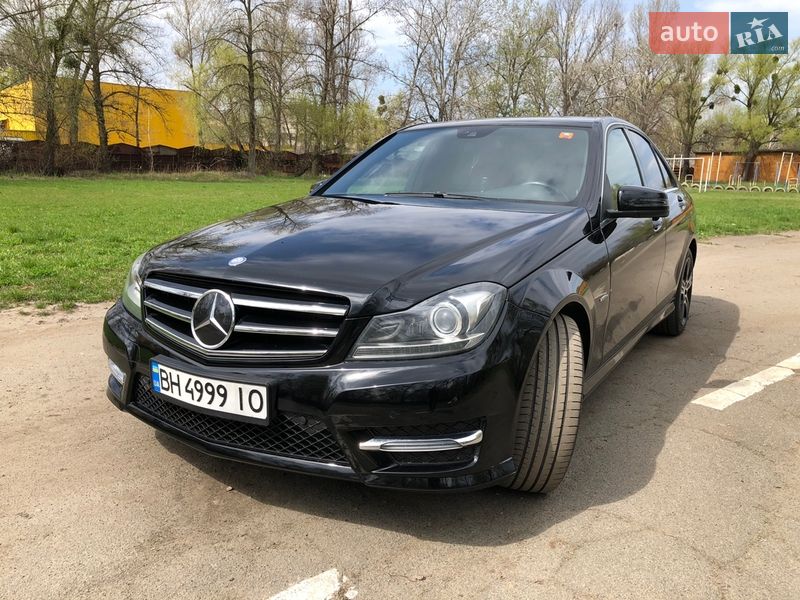 Седан Mercedes-Benz C-Class 2013 в Киеве