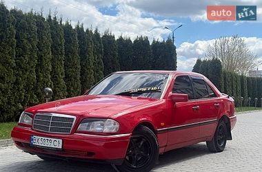 Седан Mercedes-Benz C-Class 1994 в Дунаївцях Седан Mercedes-Benz C-Class 1994 в Дунаївцях