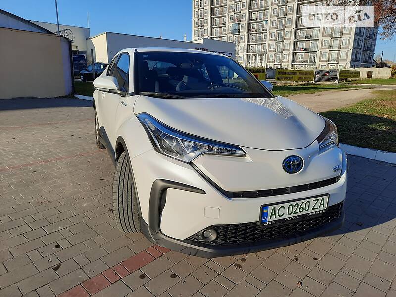 Внедорожник / Кроссовер Toyota C-HR EV 2021 в Луцке