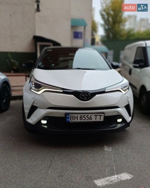 Внедорожник / Кроссовер Toyota C-HR 2019 в Киеве Внедорожник / Кроссовер Toyota C-HR 2019 в Киеве