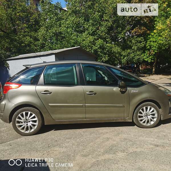 Микровэн Citroen C4 Picasso 2008 в Белой Церкви Микровэн Citroen C4 Picasso 2008 в Белой Церкви