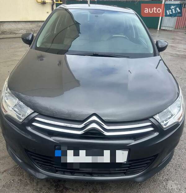 Хэтчбек Citroen C4 2012 в Ромнах Хэтчбек Citroen C4 2012 в Ромнах
