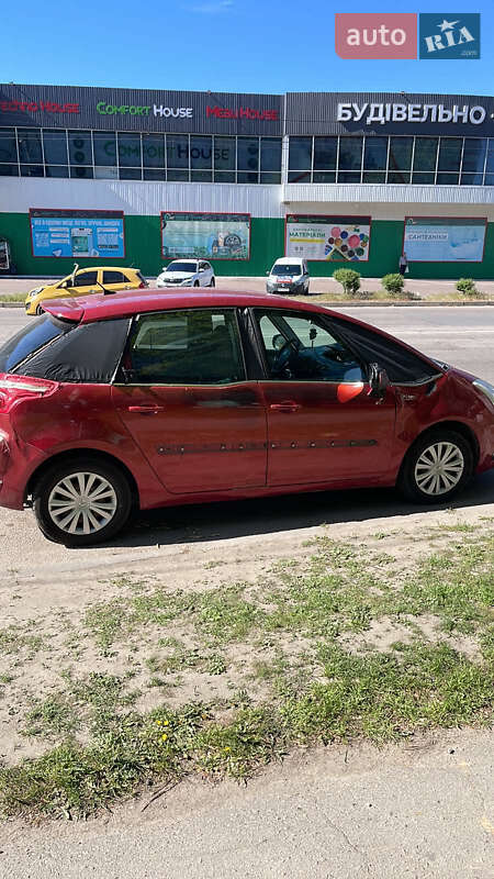 Хэтчбек Citroen C4 2010 в Херсоне