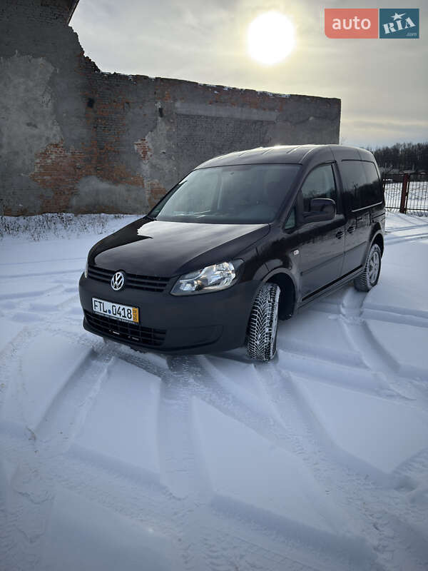 Минивэн Volkswagen Caddy 2012 в Бучаче