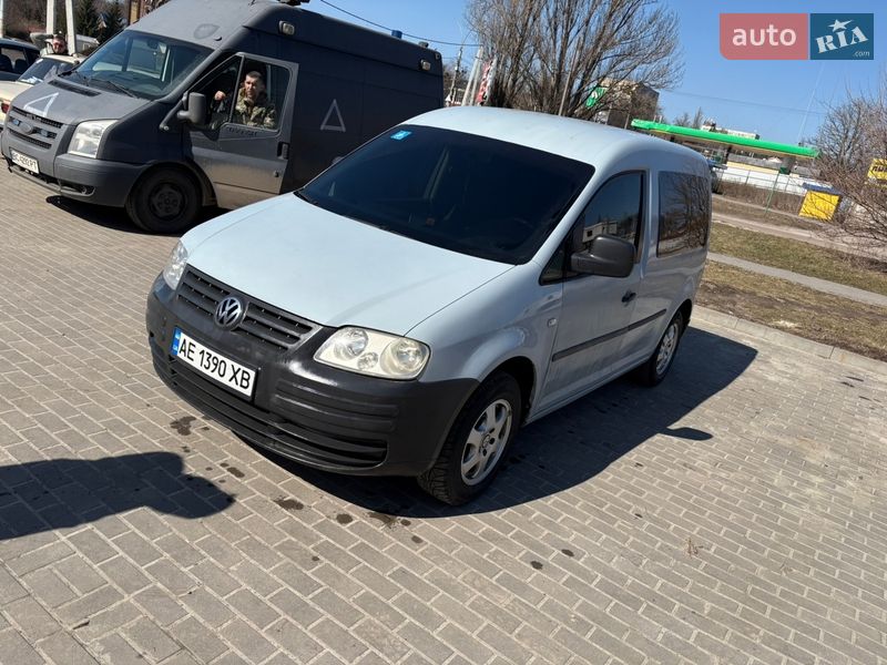Грузопассажирский фургон Volkswagen Caddy 2006 в Сумах