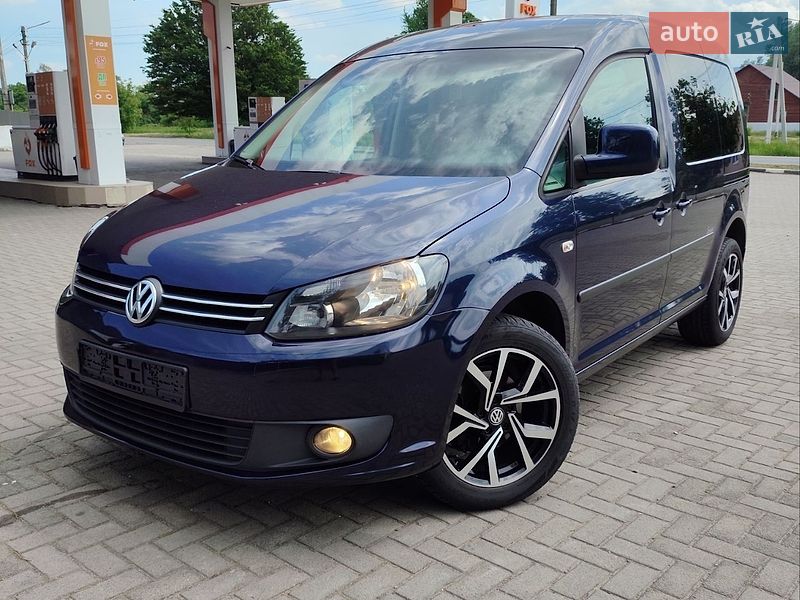 Минивэн Volkswagen Caddy 2013 в Черновцах