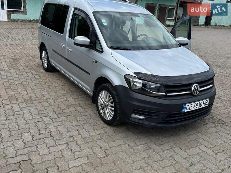 Минивэн Volkswagen Caddy 2015 в Сторожинце