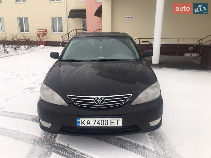 Седан Toyota Camry 2004 в Киеве Седан Toyota Camry 2004 в Киеве
