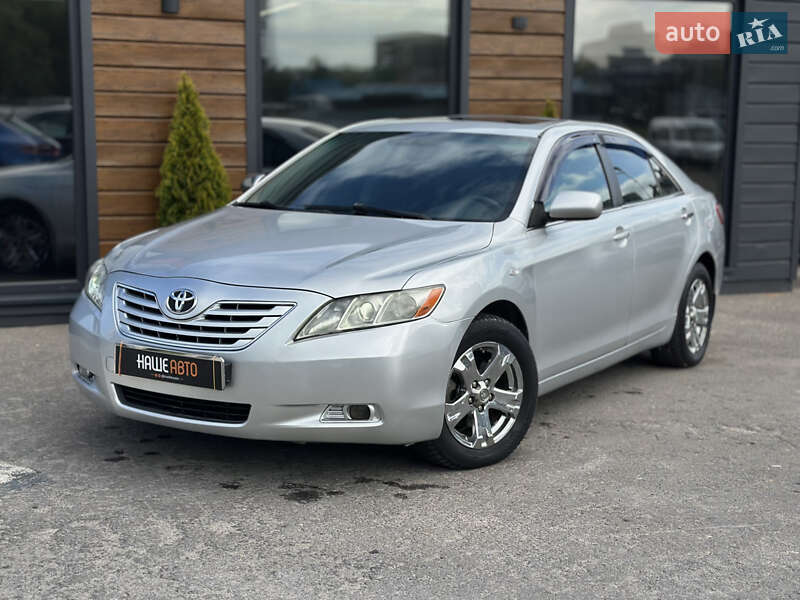 Седан Toyota Camry 2006 в Шептицькому