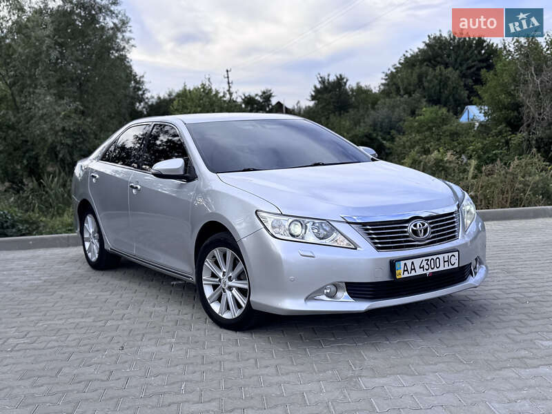 Седан Toyota Camry 2012 в Киеве Седан Toyota Camry 2012 в Киеве