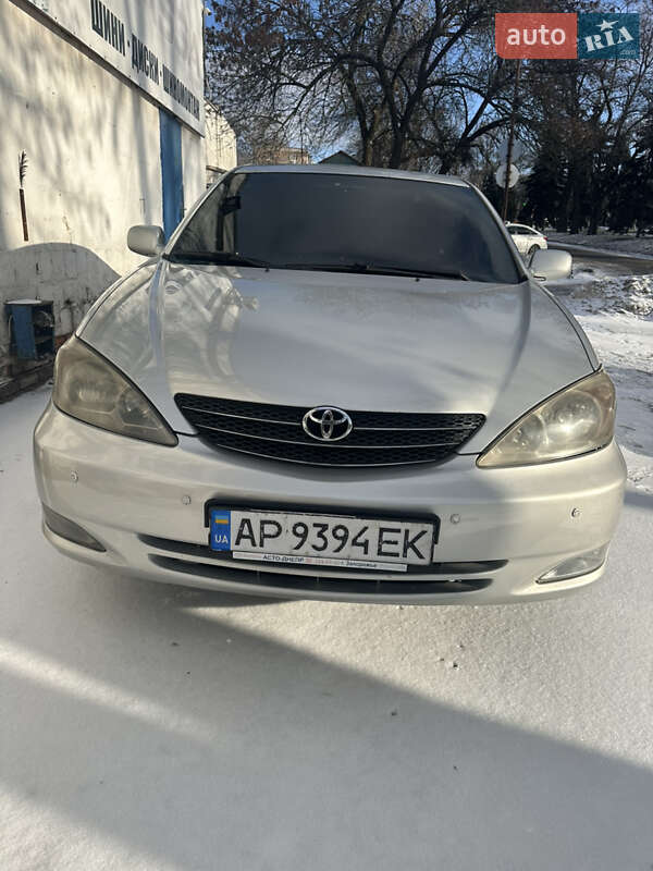 Седан Toyota Camry 2002 в Дніпрі