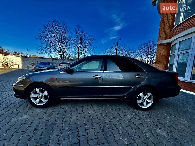 Седан Toyota Camry 2002 в Одессе