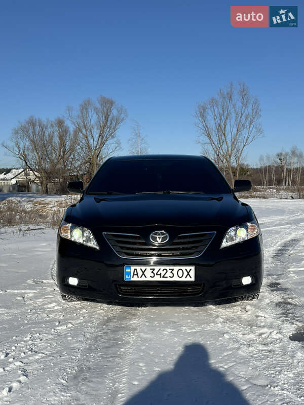 Седан Toyota Camry 2008 в Мерефа