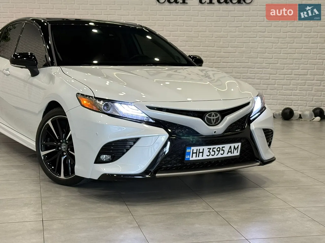 Toyota Camry 2019 photo 3
