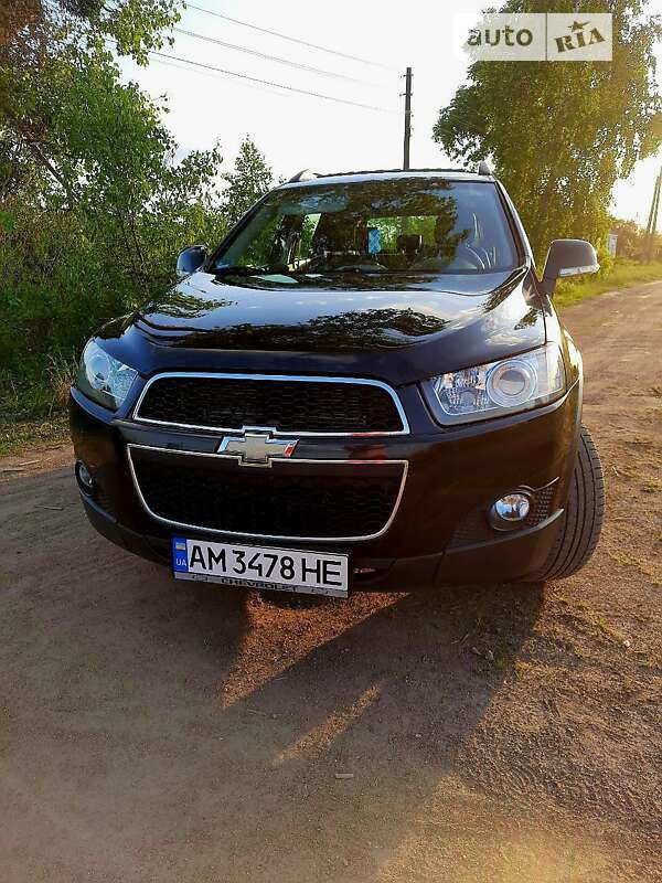Внедорожник / Кроссовер Chevrolet Captiva 2012 в Коростене