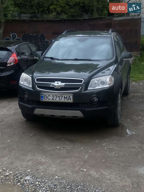 Внедорожник / Кроссовер Chevrolet Captiva 2008 в Львове