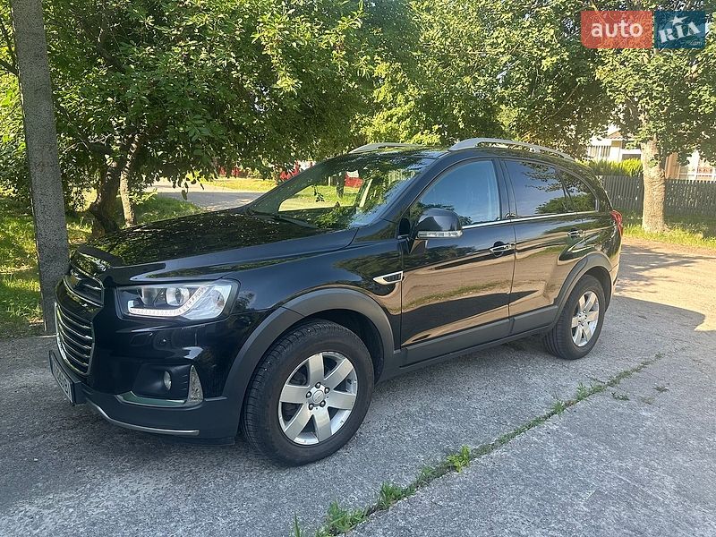 Внедорожник / Кроссовер Chevrolet Captiva 2016 в Киеве