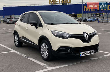 Внедорожник / Кроссовер Renault Captur 2015 в Житомире