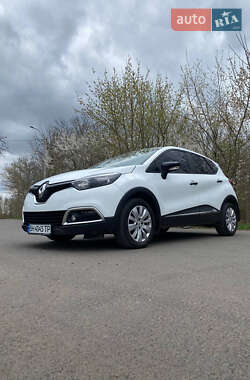 Позашляховик / Кросовер Renault Captur 2015 в Великодолинському