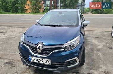 Внедорожник / Кроссовер Renault Captur 2017 в Киеве