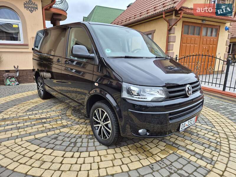 Мінівен Volkswagen Caravelle 2015 в Ковелі