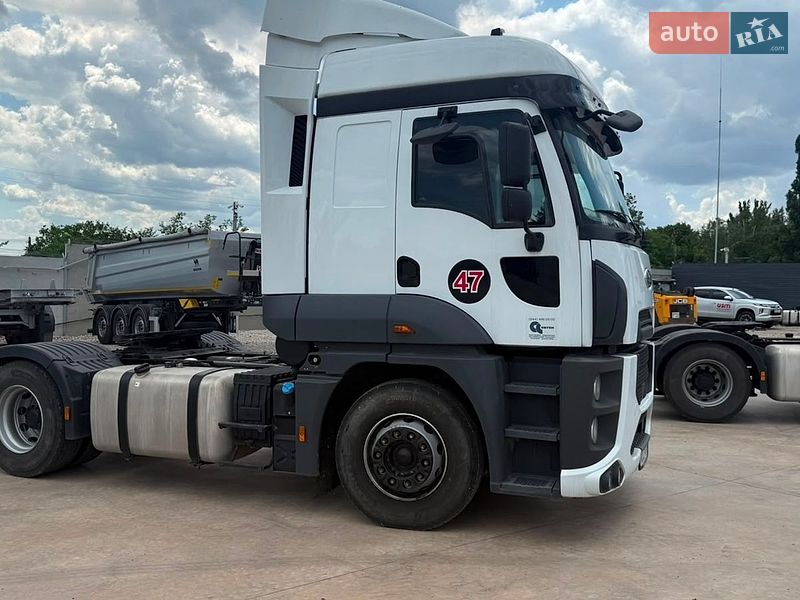 Тягач Ford Cargo 2023 в Кривом Роге