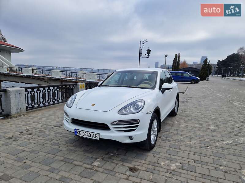 Внедорожник / Кроссовер Porsche Cayenne 2012 в Днепре